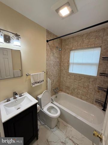 1411 HARRISON ST, Woodbridge, VA 22191