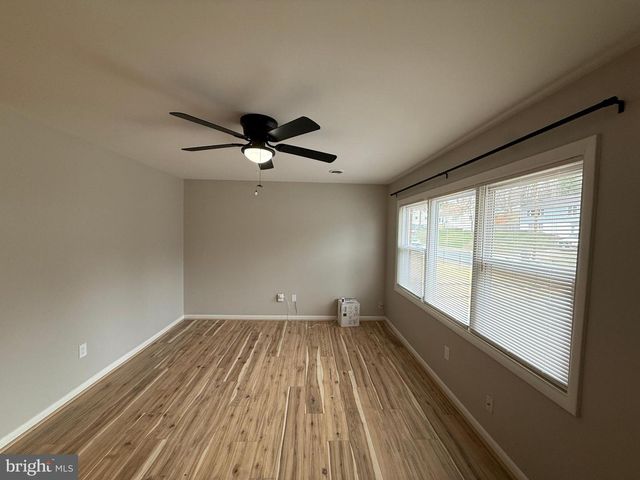 1411 HARRISON ST, Woodbridge, VA 22191