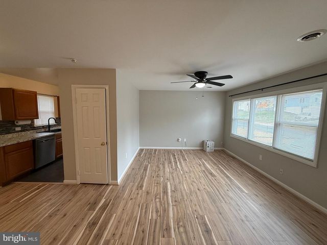 1411 HARRISON ST, Woodbridge, VA 22191