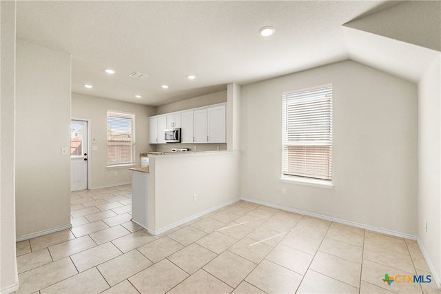 7346 Tradinghouse Lane, San Antonio, TX 78252