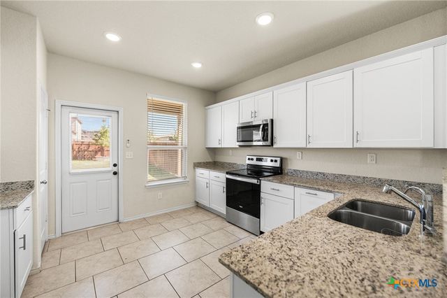 7346 Tradinghouse Lane, San Antonio, TX 78252