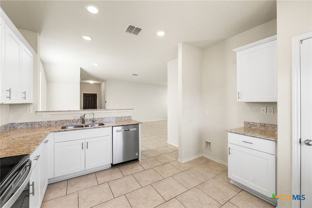 7346 Tradinghouse Lane, San Antonio, TX 78252