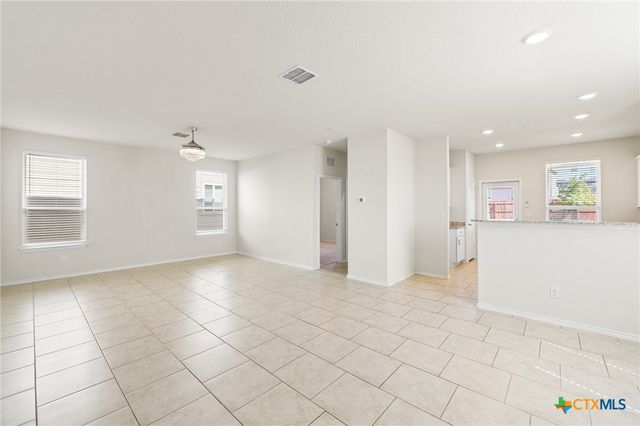 7346 Tradinghouse Lane, San Antonio, TX 78252