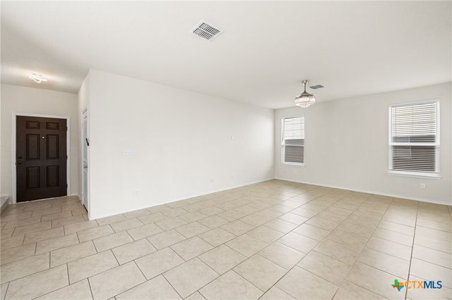 7346 Tradinghouse Lane, San Antonio, TX 78252