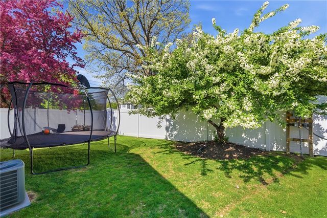 3811 Mendon Road, Cumberland, RI 02864