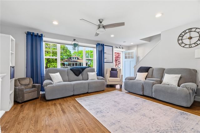 3811 Mendon Road, Cumberland, RI 02864