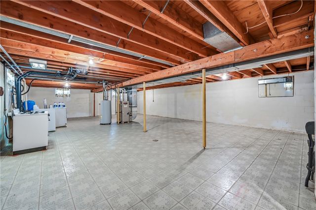 2913 SARANAC DRIVE, South Pymatuning Twp, PA 16150