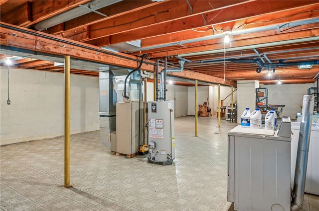 2913 SARANAC DRIVE, South Pymatuning Twp, PA 16150