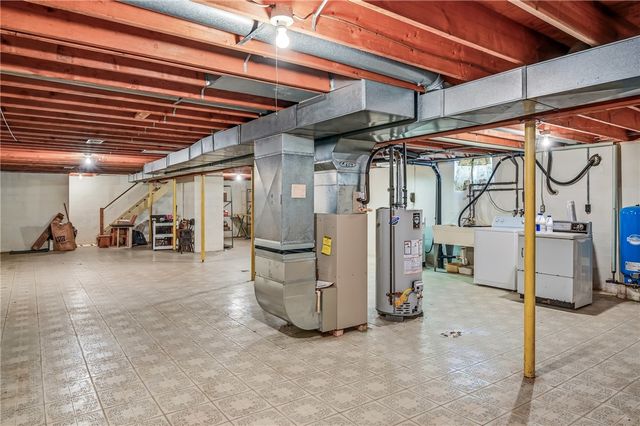 2913 SARANAC DRIVE, South Pymatuning Twp, PA 16150