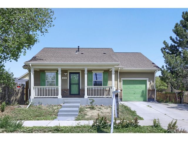 1852 Eagle St, Aurora, CO 80011