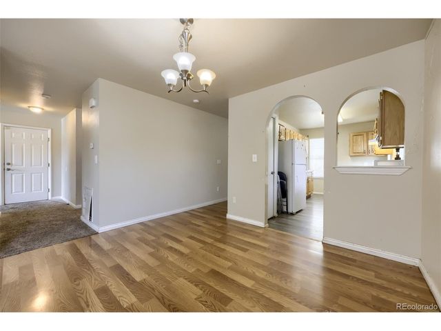 1852 Eagle St, Aurora, CO 80011