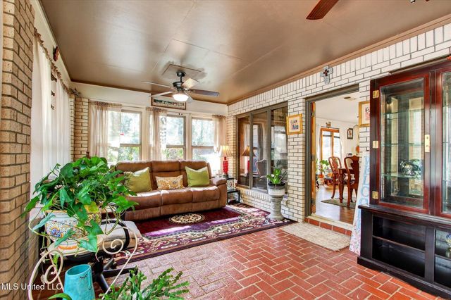 18581 W Wortham Road, Saucier, MS 39574