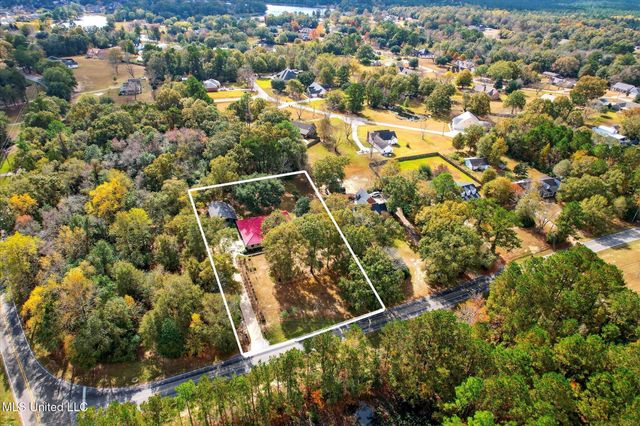 18581 W Wortham Road, Saucier, MS 39574