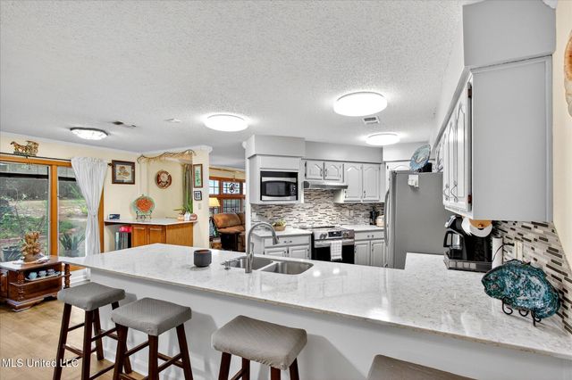 18581 W Wortham Road, Saucier, MS 39574