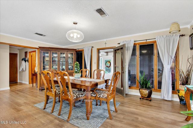 18581 W Wortham Road, Saucier, MS 39574