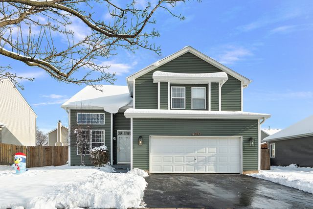 420 Wilshire Lane, Bolingbrook, IL 60440