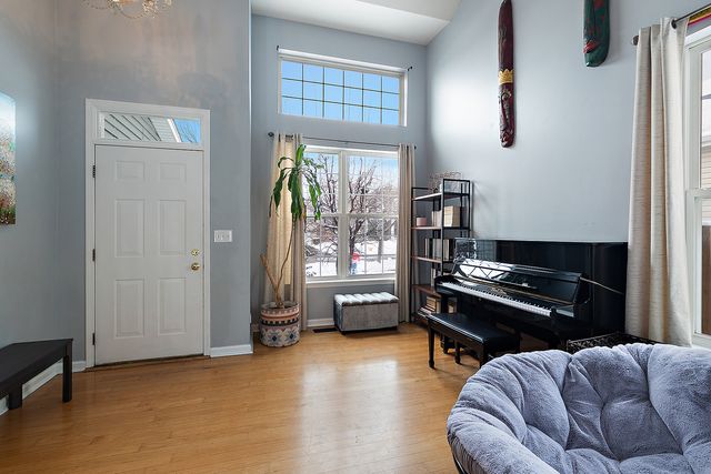 420 Wilshire Lane, Bolingbrook, IL 60440