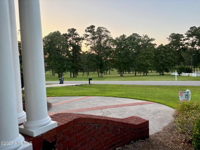 25 Muirfield Drive, Whiteville, NC 28472