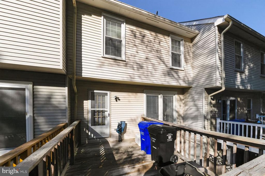 Image 24 of property listing at 14203-14203 OAKPOINTE DR, Laurel, MD 20707