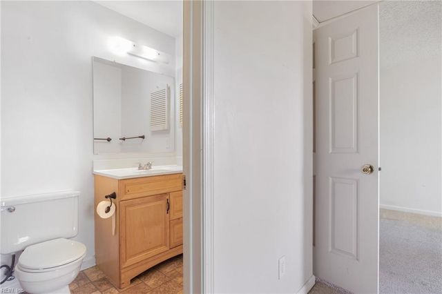 5250 Settlers Park DR, Virginia Beach, VA 23464