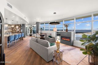 140 E RIO SALADO Parkway 804, Tempe, AZ 85281