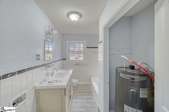 139 Randolph Court, Woodruff, SC 29388