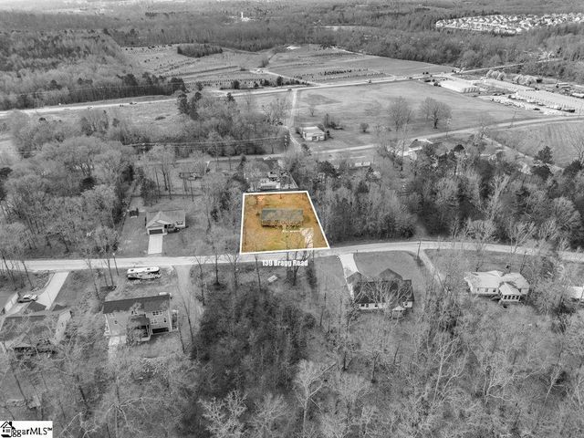 139 Randolph Court, Woodruff, SC 29388