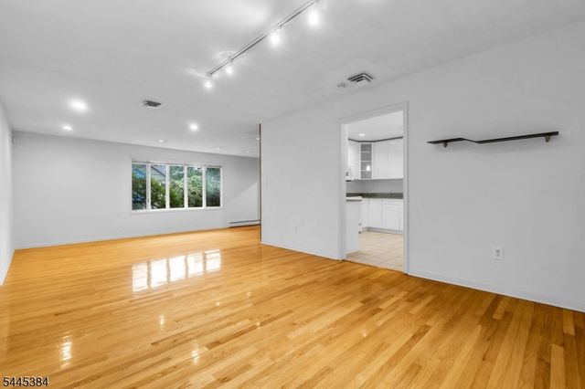 7 Oak Rdg, Springfield Twp., NJ 07081