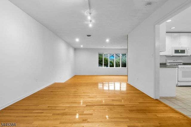 7 Oak Rdg, Springfield Twp., NJ 07081