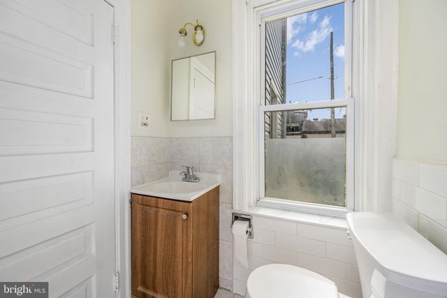 77 N KEYSTONE AVE, Upper Darby, PA 19082