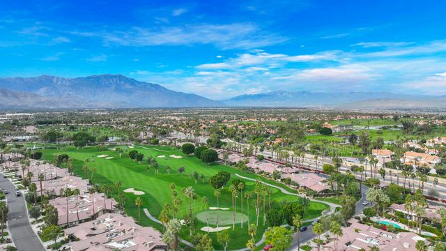 58 Lookout Drive, Palm Desert, CA 92211