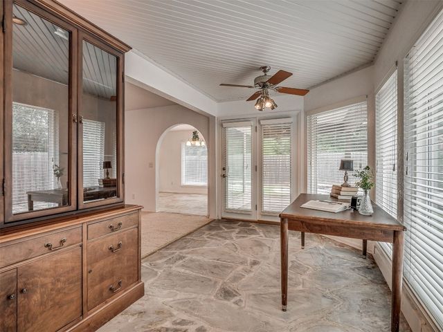 6301 Overcourt Manor, Oklahoma City, OK 73132