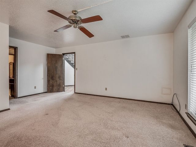 6301 Overcourt Manor, Oklahoma City, OK 73132