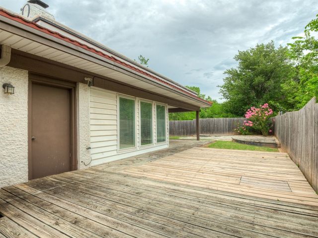 6301 Overcourt Manor, Oklahoma City, OK 73132