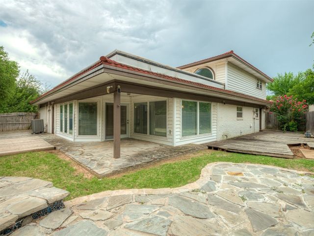 6301 Overcourt Manor, Oklahoma City, OK 73132