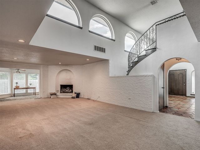 6301 Overcourt Manor, Oklahoma City, OK 73132