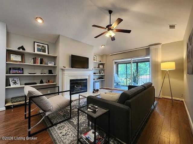 308 Forest Park Rd, Louisville, KY 40223