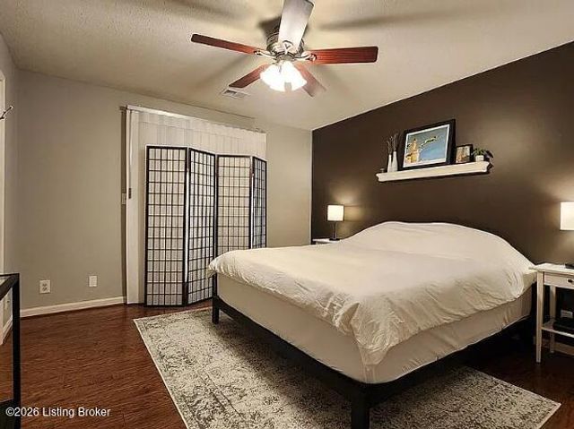308 Forest Park Rd, Louisville, KY 40223