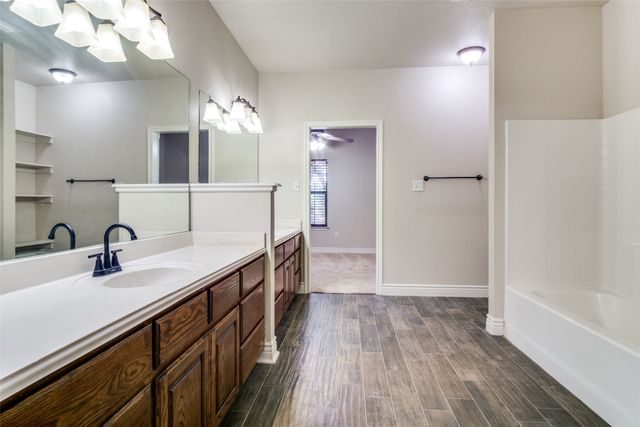 101 Oakwood Drive, Weatherford, TX 76086