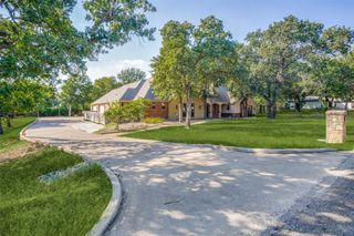 101 Oakwood Drive, Weatherford, TX 76086