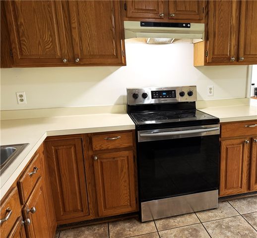 47 Greenwood Park, Pittsford, NY 14534