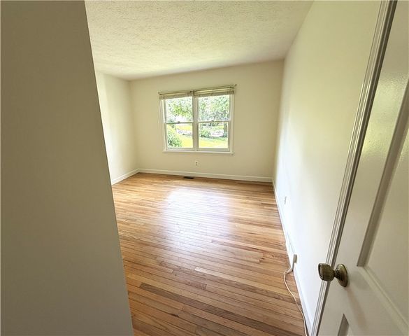 47 Greenwood Park, Pittsford, NY 14534