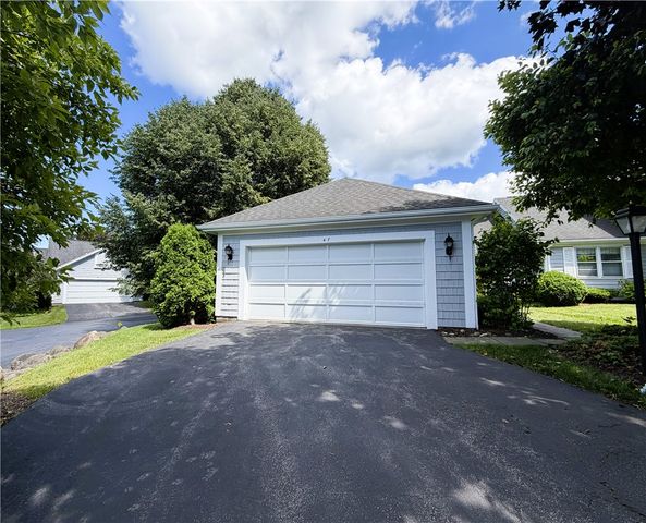 47 Greenwood Park, Pittsford, NY 14534