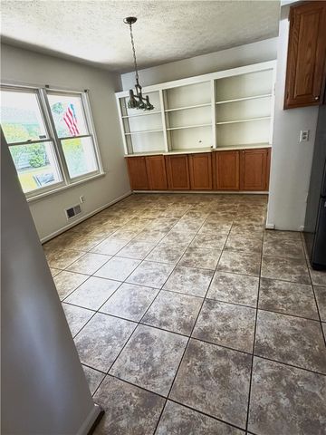 47 Greenwood Park, Pittsford, NY 14534