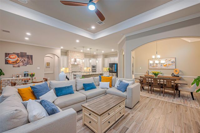 11218 Spoke Hollow Creek Lane, Cypress, TX 77433