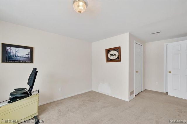 4771 New Haven Drive, Howell, MI 48843