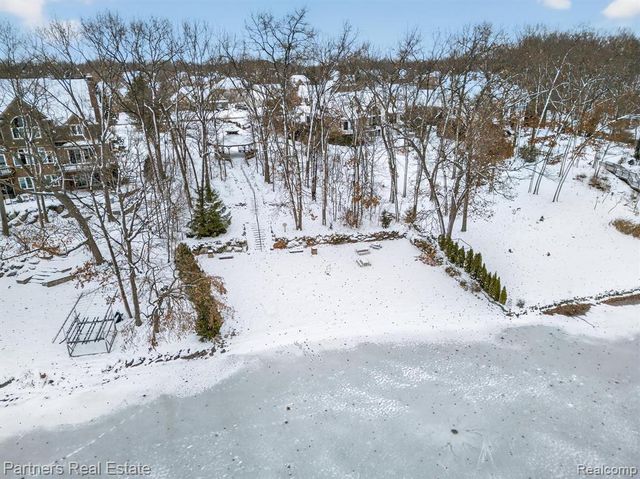 4771 New Haven Drive, Howell, MI 48843