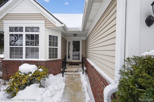 4771 New Haven Drive, Howell, MI 48843