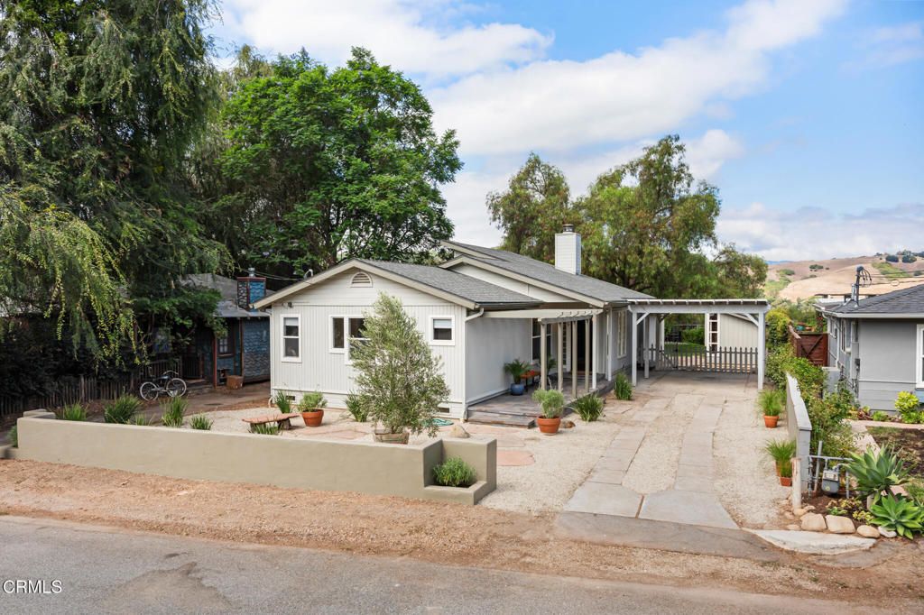 Image 1 of property listing at 259 Prospect Street, Oak View, CA 93022