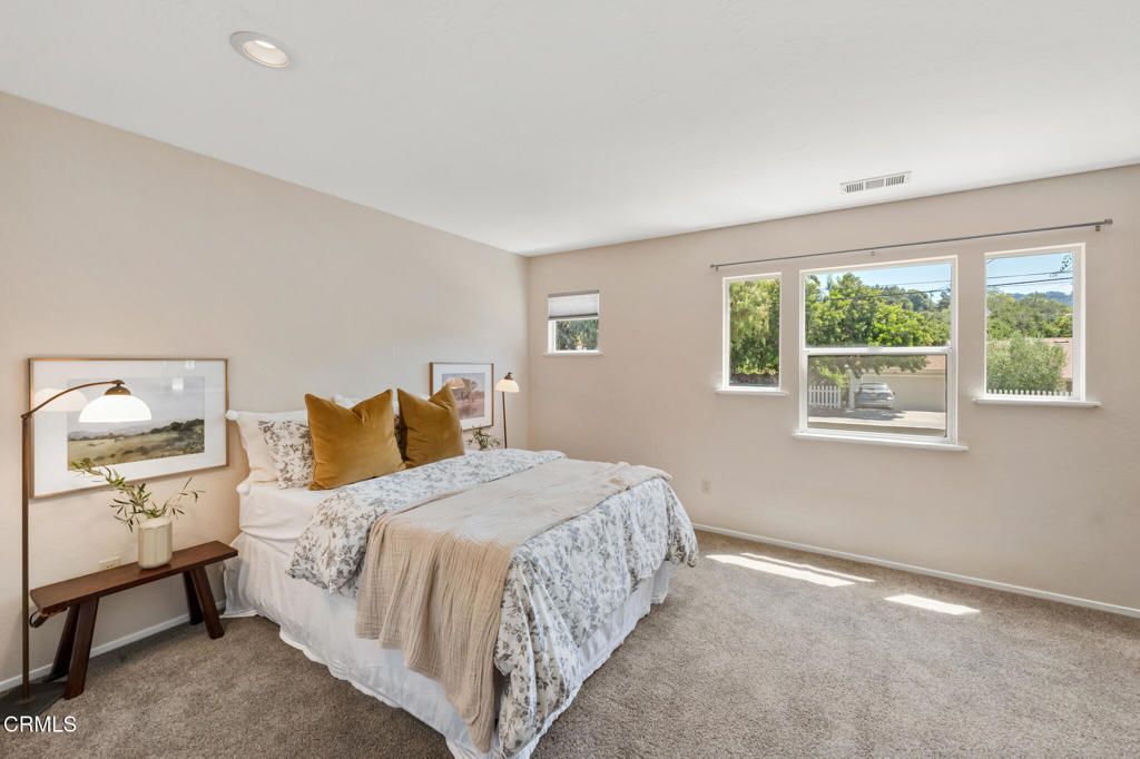 Image 14 of property listing at 259 Prospect Street, Oak View, CA 93022